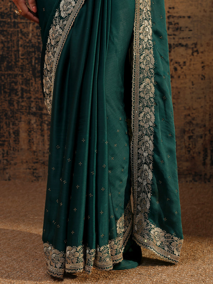 Green Embellished Silk Blend Saree With Unstitched Blouse Piece