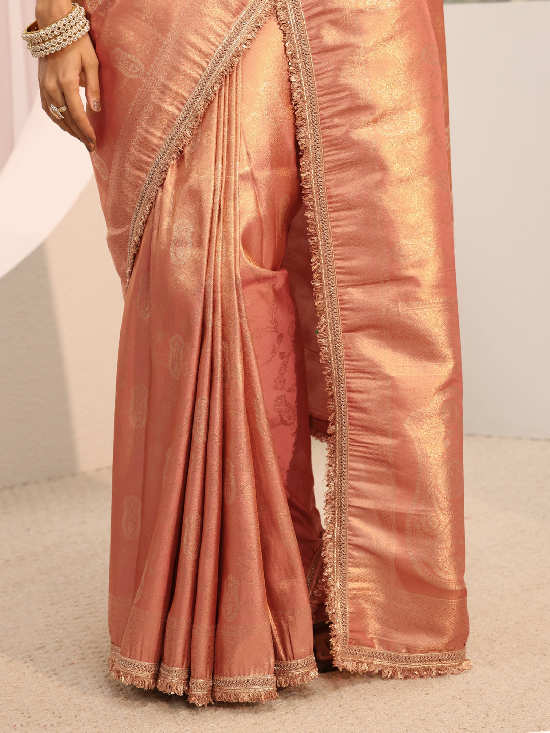 Peach Ethnic Woven Design Silk Blend Saree With Unstitched Blouse Piece