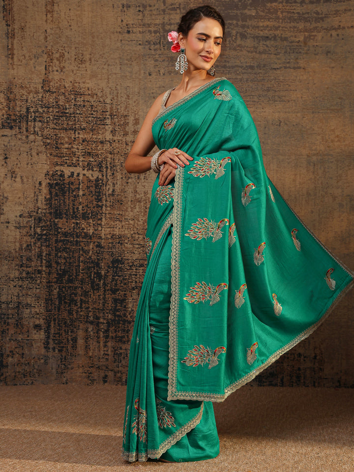 Green Floral Embellished Silk Blend Saree With Unstitched Blouse Piece
