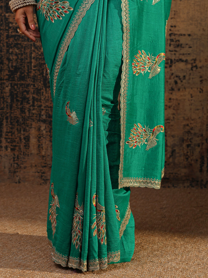 Green Floral Embellished Silk Blend Saree With Unstitched Blouse Piece