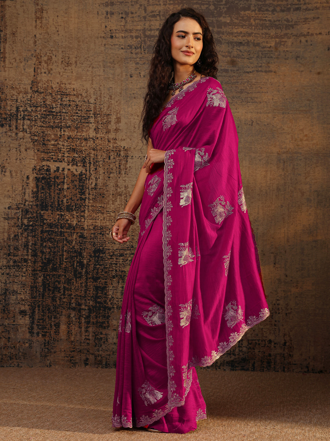 Pink Floral Embellished Silk Blend Saree With Unstitched Blouse Piece