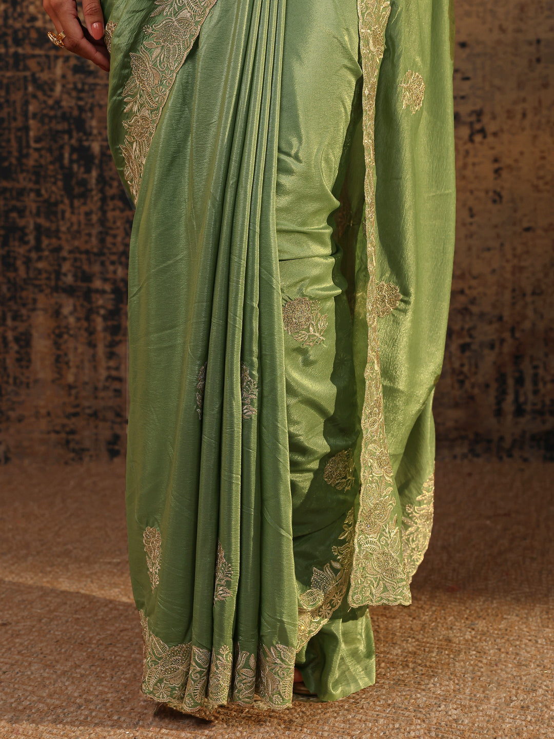 Green Floral Embellished Satin Saree With Unstitched Blouse Piece