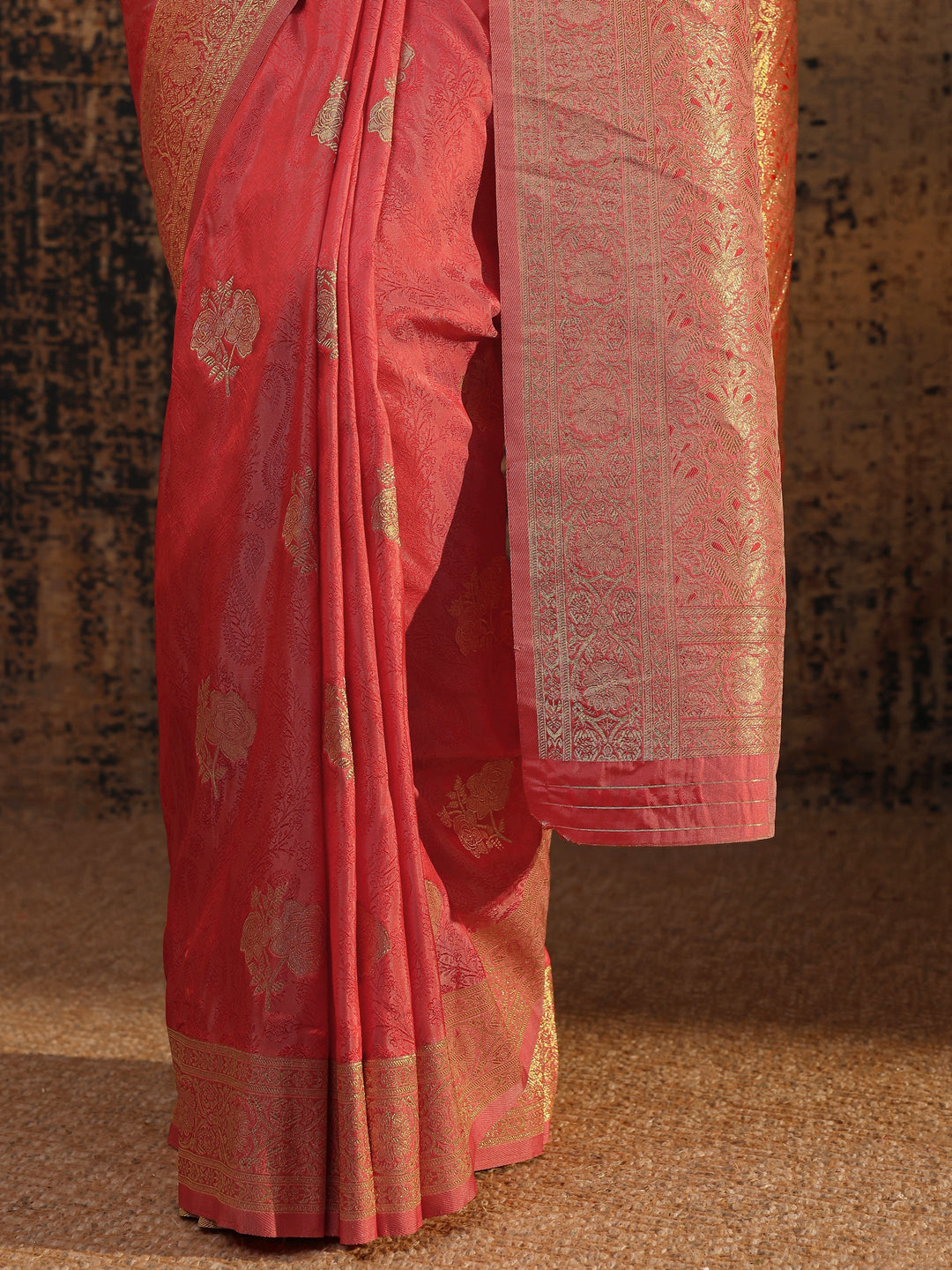 Coral Floral Woven Design Silk Blend Saree With Unstitched Blouse Piece