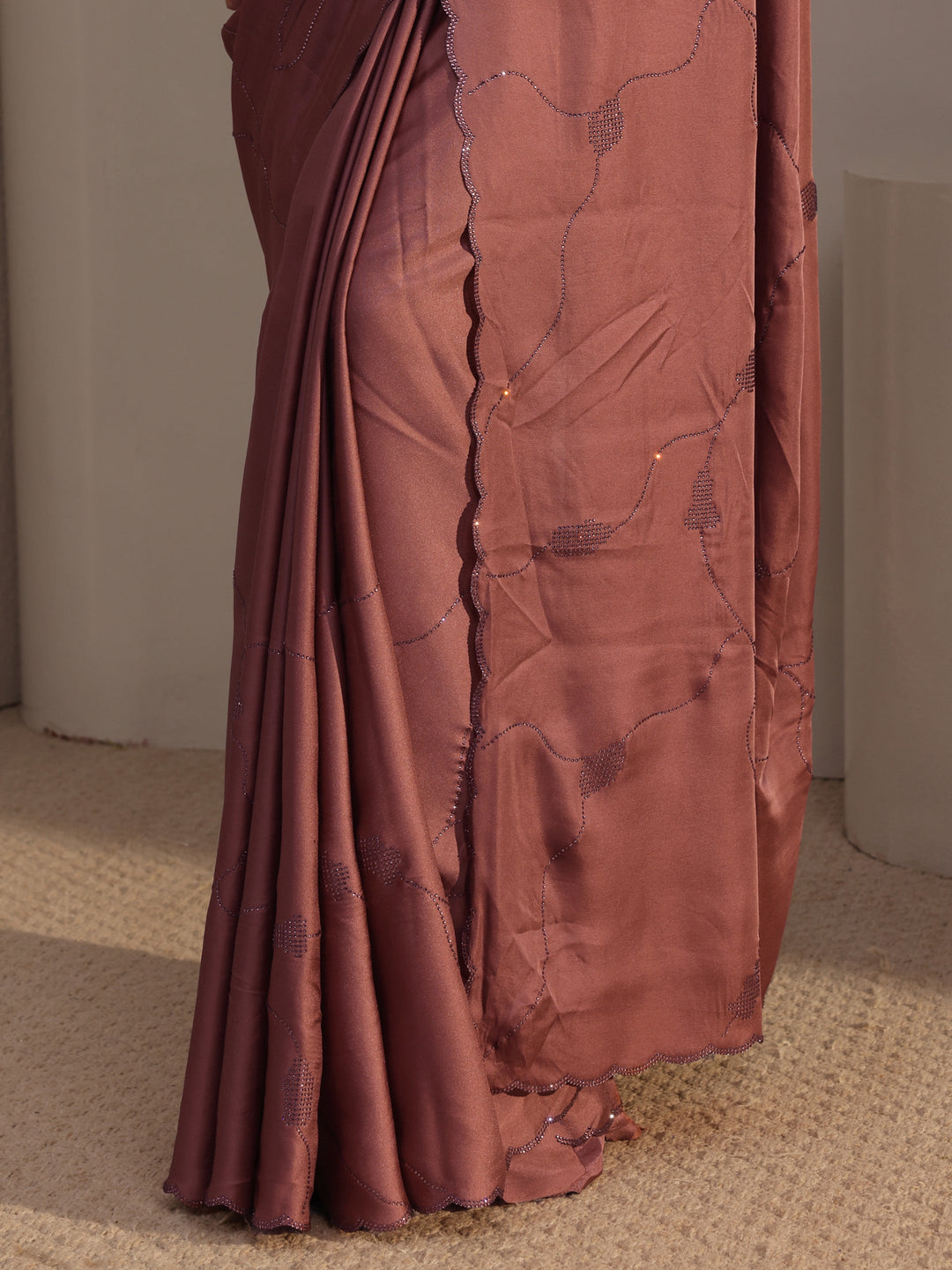 Mauve Embellished Satin Saree With Unstiched Blouse Piece
