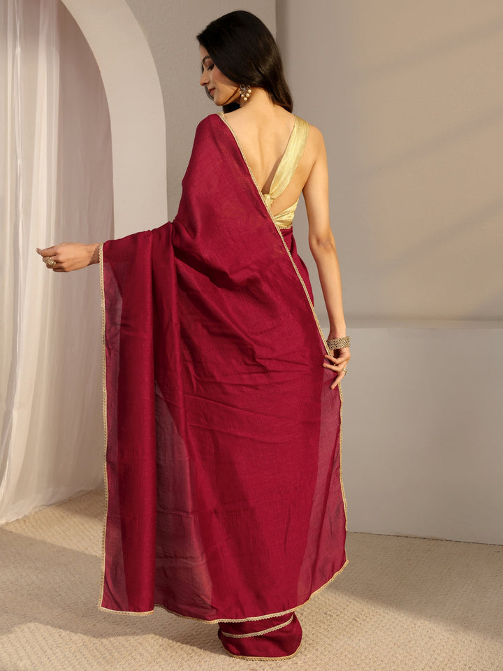 Red Solid Silk Blend Saree With Unstiched Blouse Piece