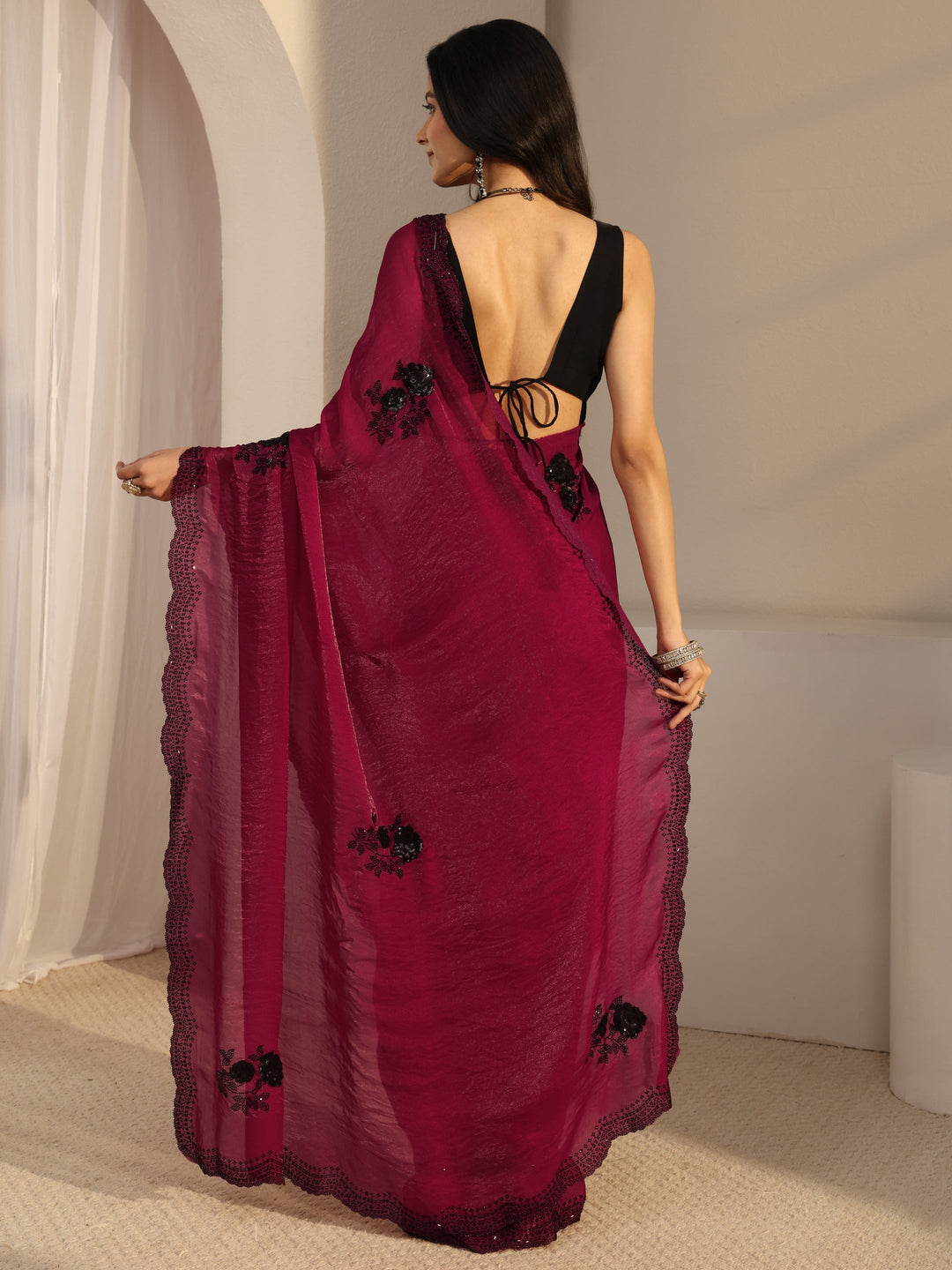 Pink Floral Embellished Organza Saree With Unstitched Blouse Piece