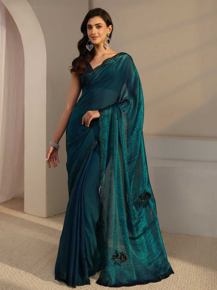 Blue Floral Embellished Organza Saree With Unstitched Blouse Piece
