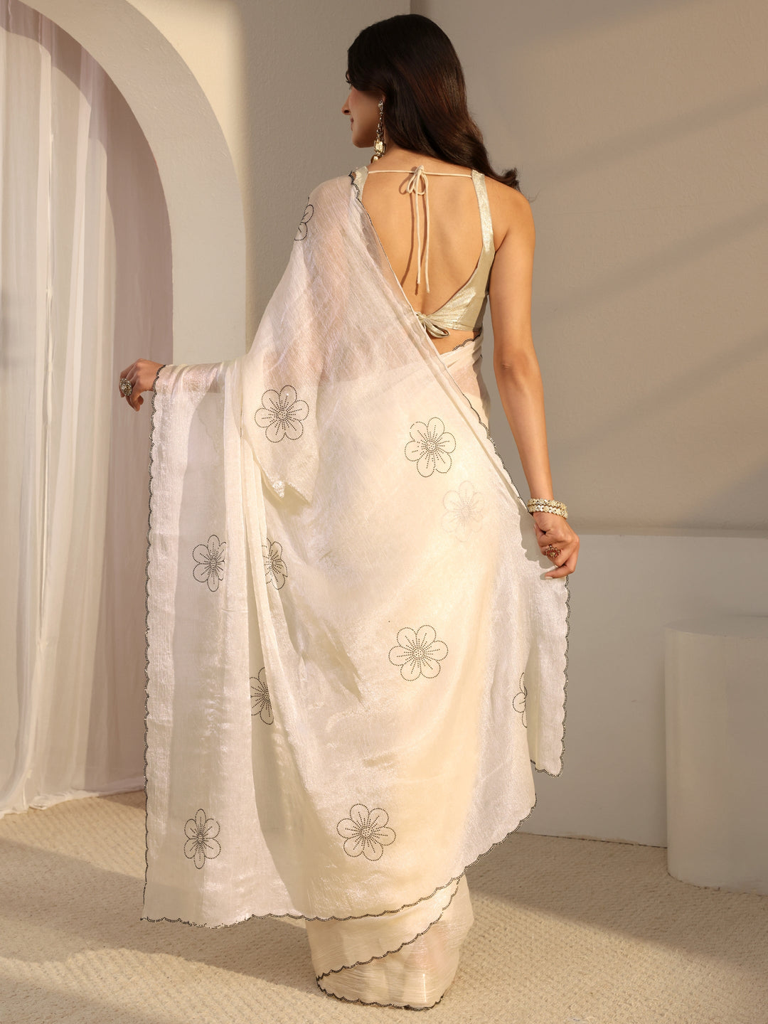 Ivory Floral Embellished Tissue Saree With Unstitched Blouse Piece