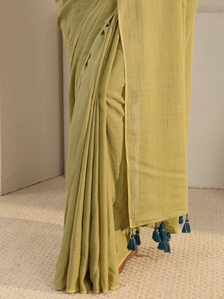 Green Solid Cotton Tassel Saree
