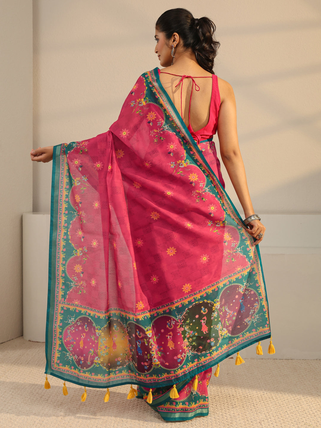 Pink Floral Printed Silk Blend Tassel Saree With Unstitched Blouse Piece