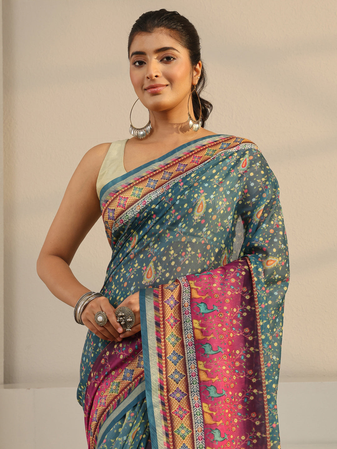 Green Floral Printed Silk Blend Tassel Saree With Unstitched Blouse Piece