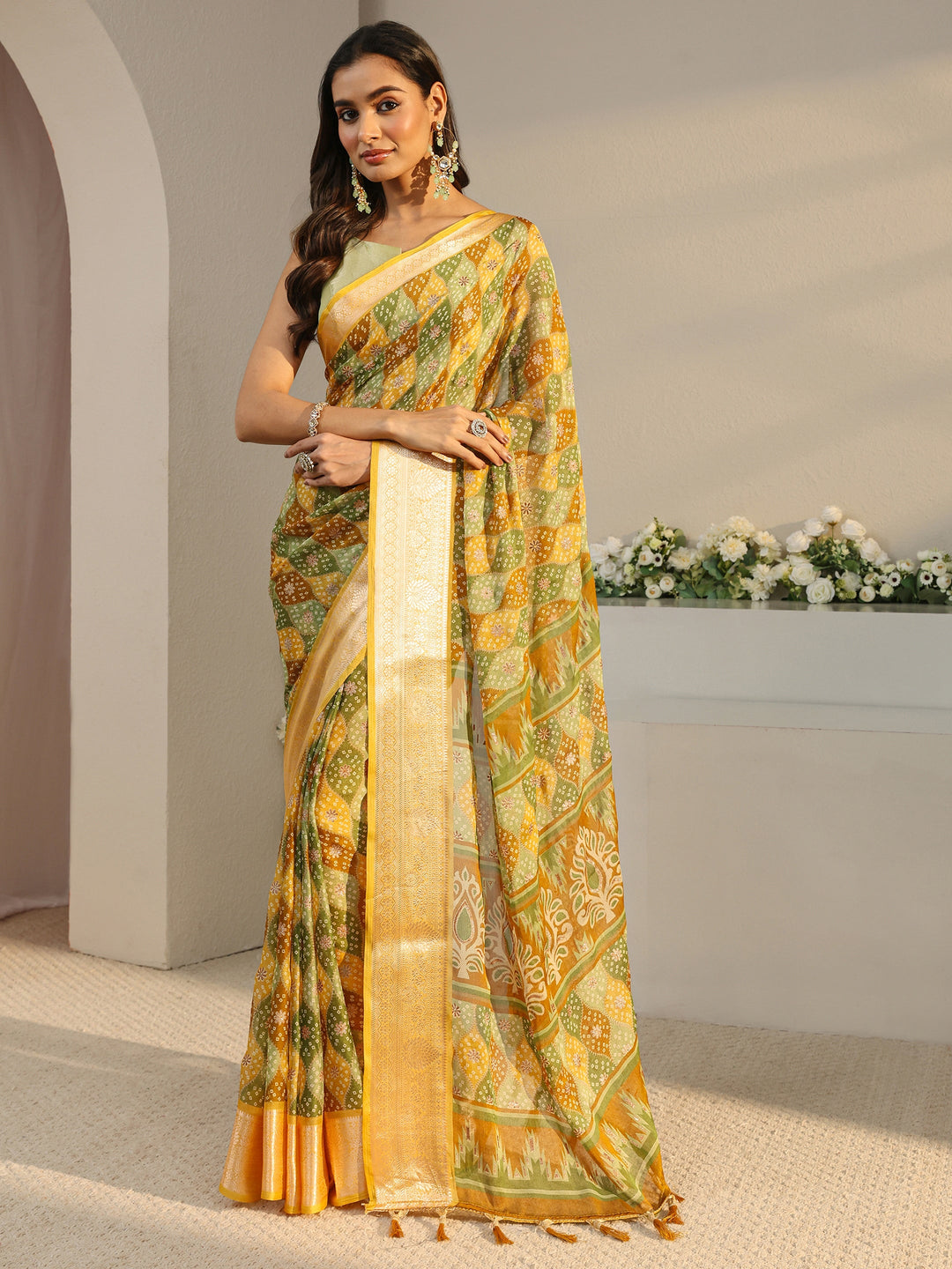 Multi Bandhani Printed Chiffon Saree With Unstitched Blouse Piece