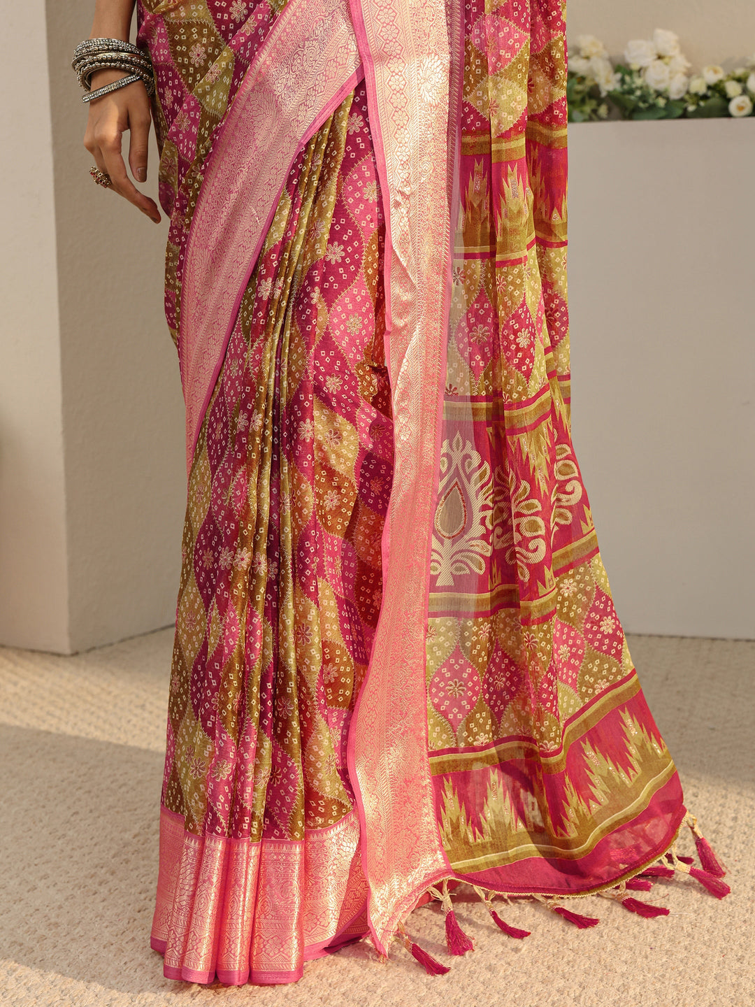 Multi Bandhani Printed Chiffon Saree With Unstitched Blouse Piece