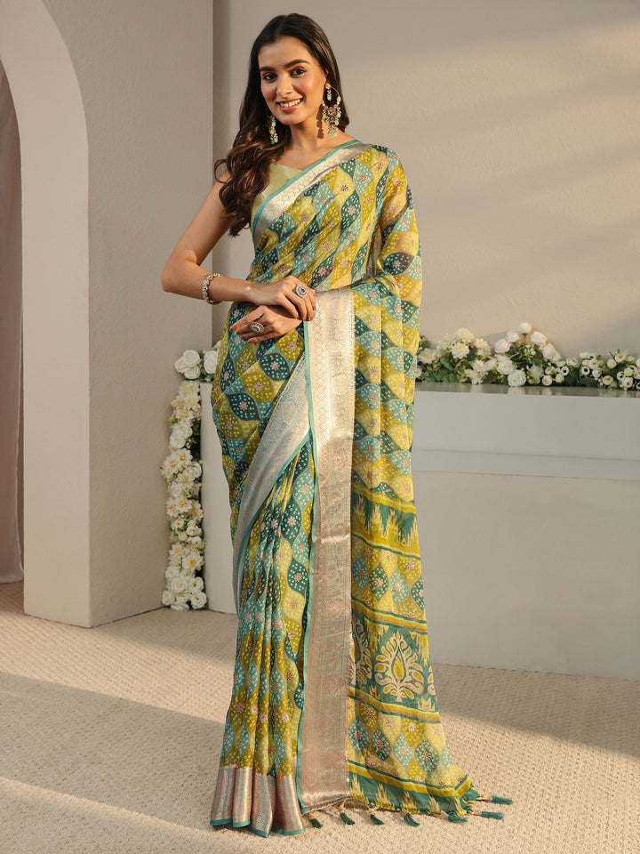 Green Bandhani Printed Chiffon Saree With Unstitched Blouse Piece