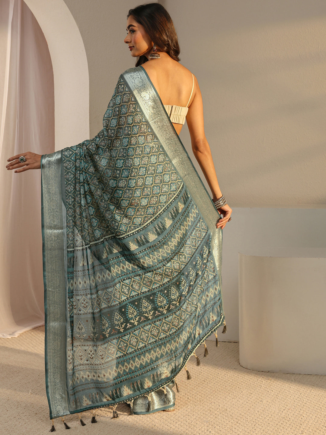 Blue Printed Chiffon Saree With Unstitched Blouse Piece