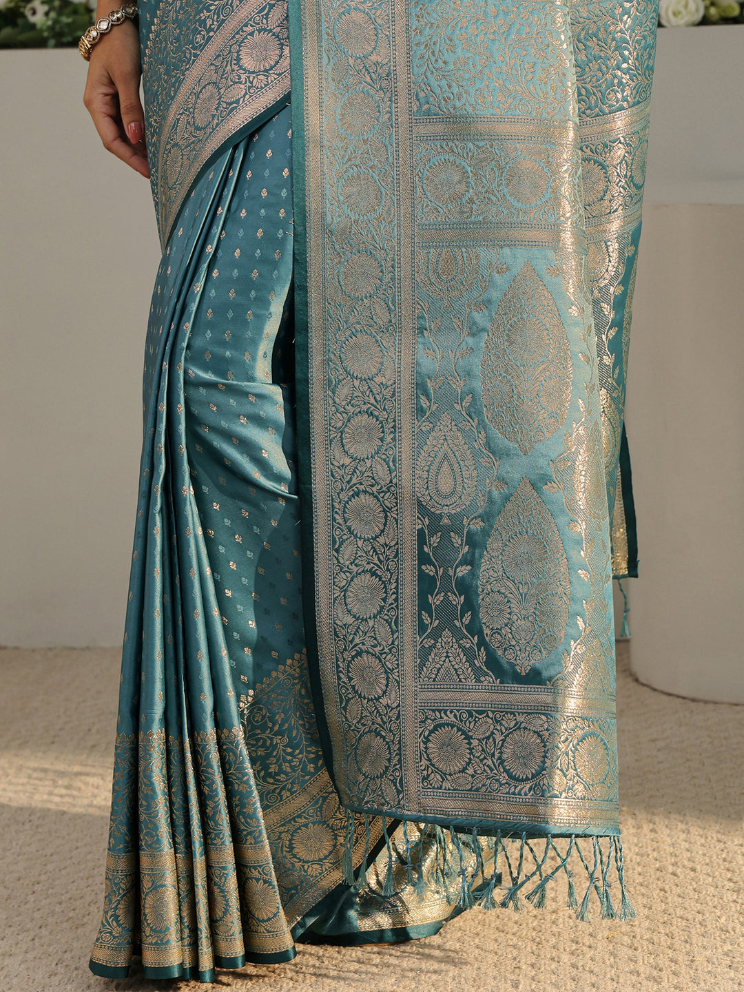Libas Teal Ethnic Woven Design Silk Blend Saree With Unstitched Blouse Piece