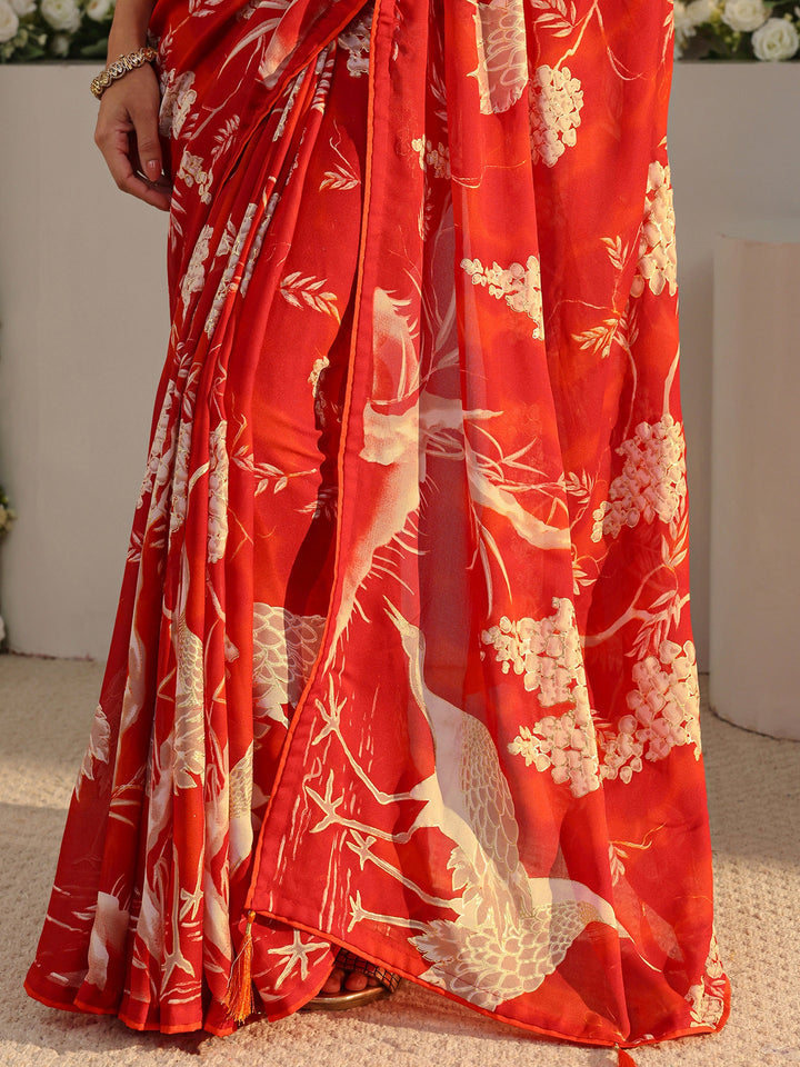 Red Quirky Printed Georgette Saree With Unstitched Blouse Piece