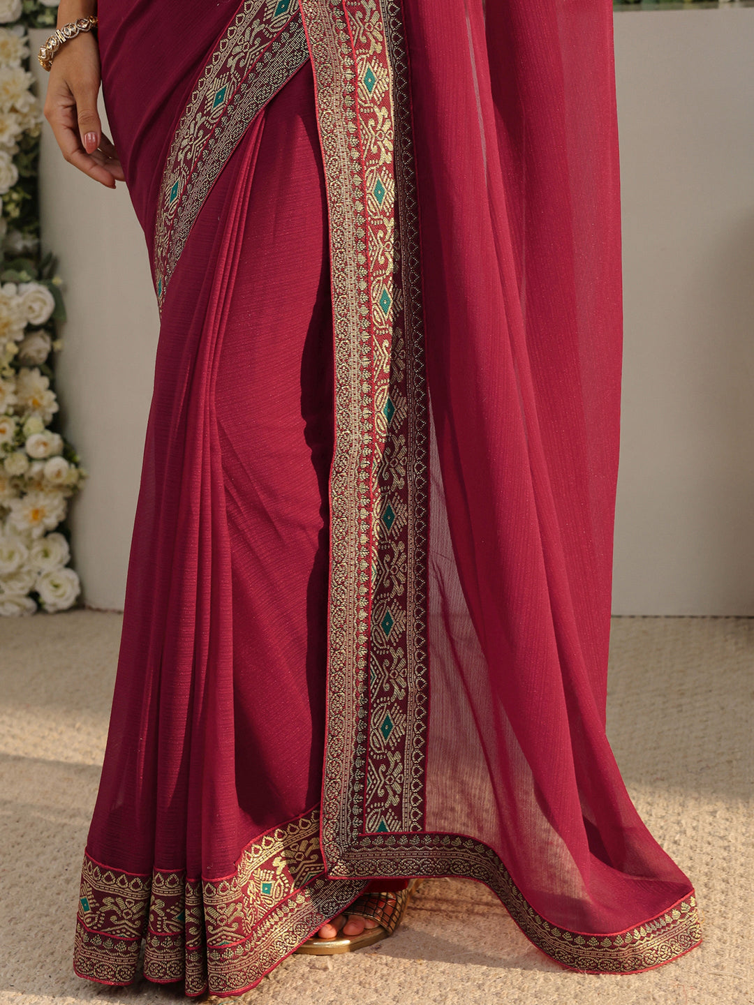 Maroon Solid Georgette Saree With Unstitched Blouse Piece