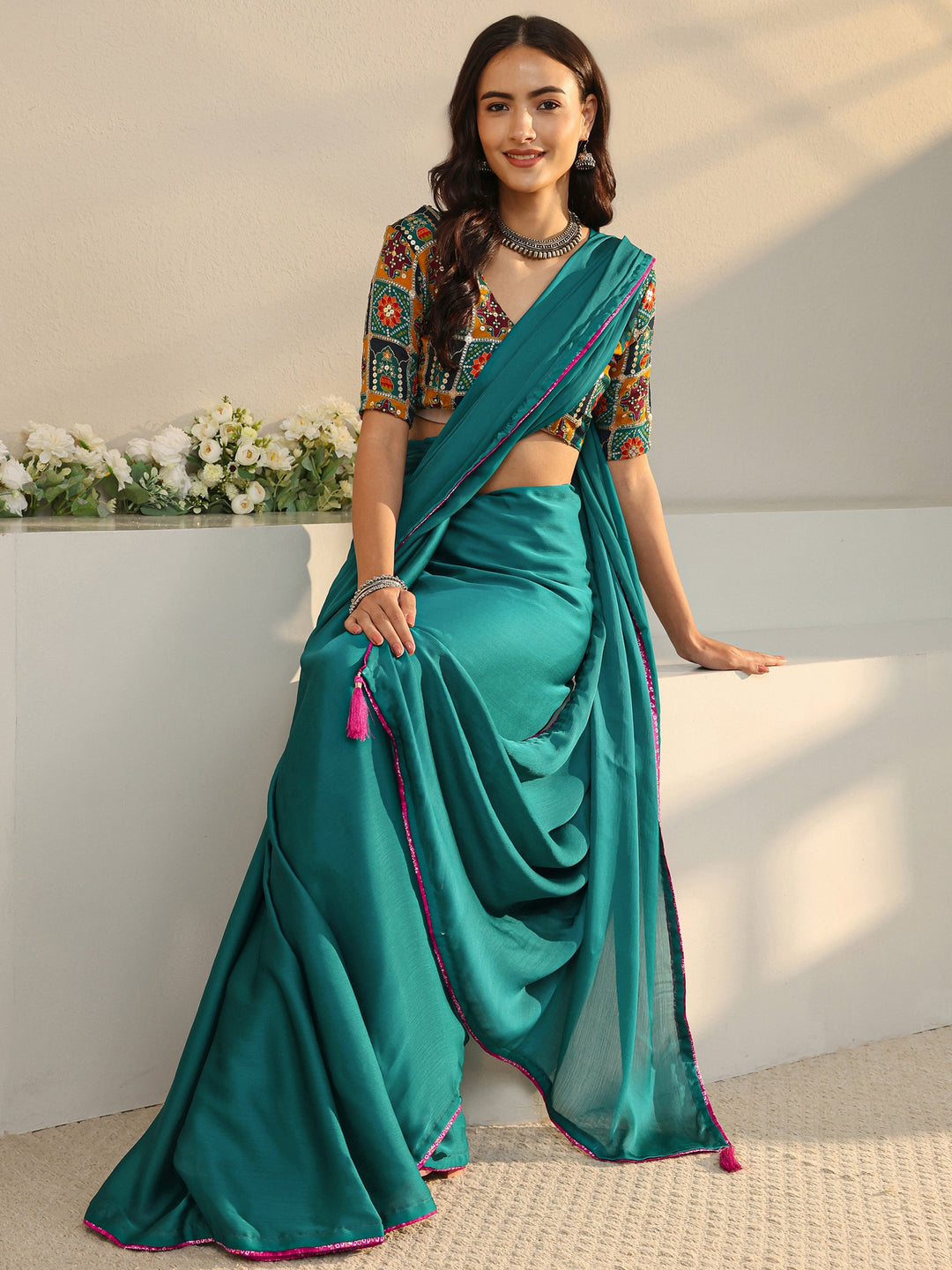 Teal Solid Chiffon Saree With Unstitched Blouse Piece