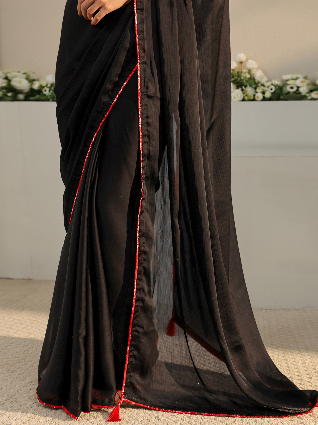 Black Solid Chiffon Saree With Unstitched Blouse Piece