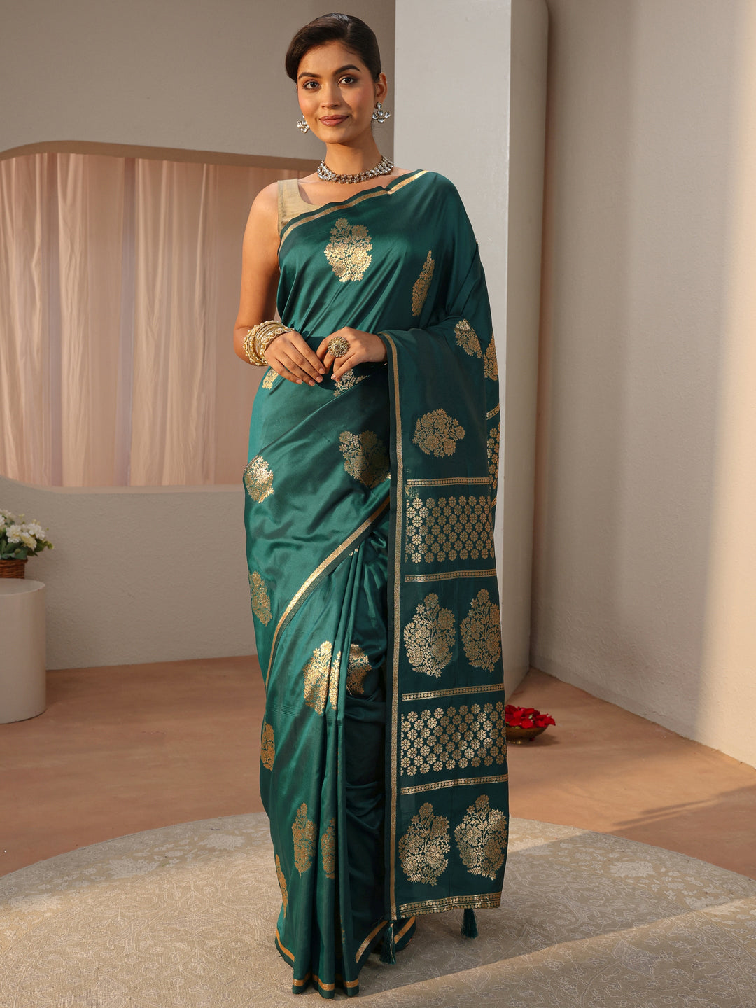 Dark Green Kanjeevaram Silk Blend Saree