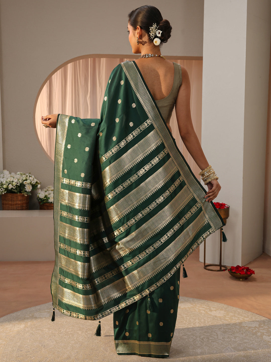 Dark Green Kanjeevaram Silk Blend Saree