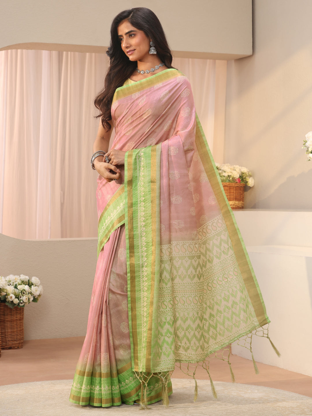 Pink Ethnic Motif Printed Silk Blend Saree