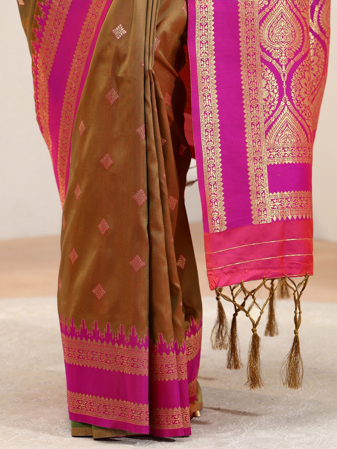 Henna Green Silk Blend Kanjeevaram Saree