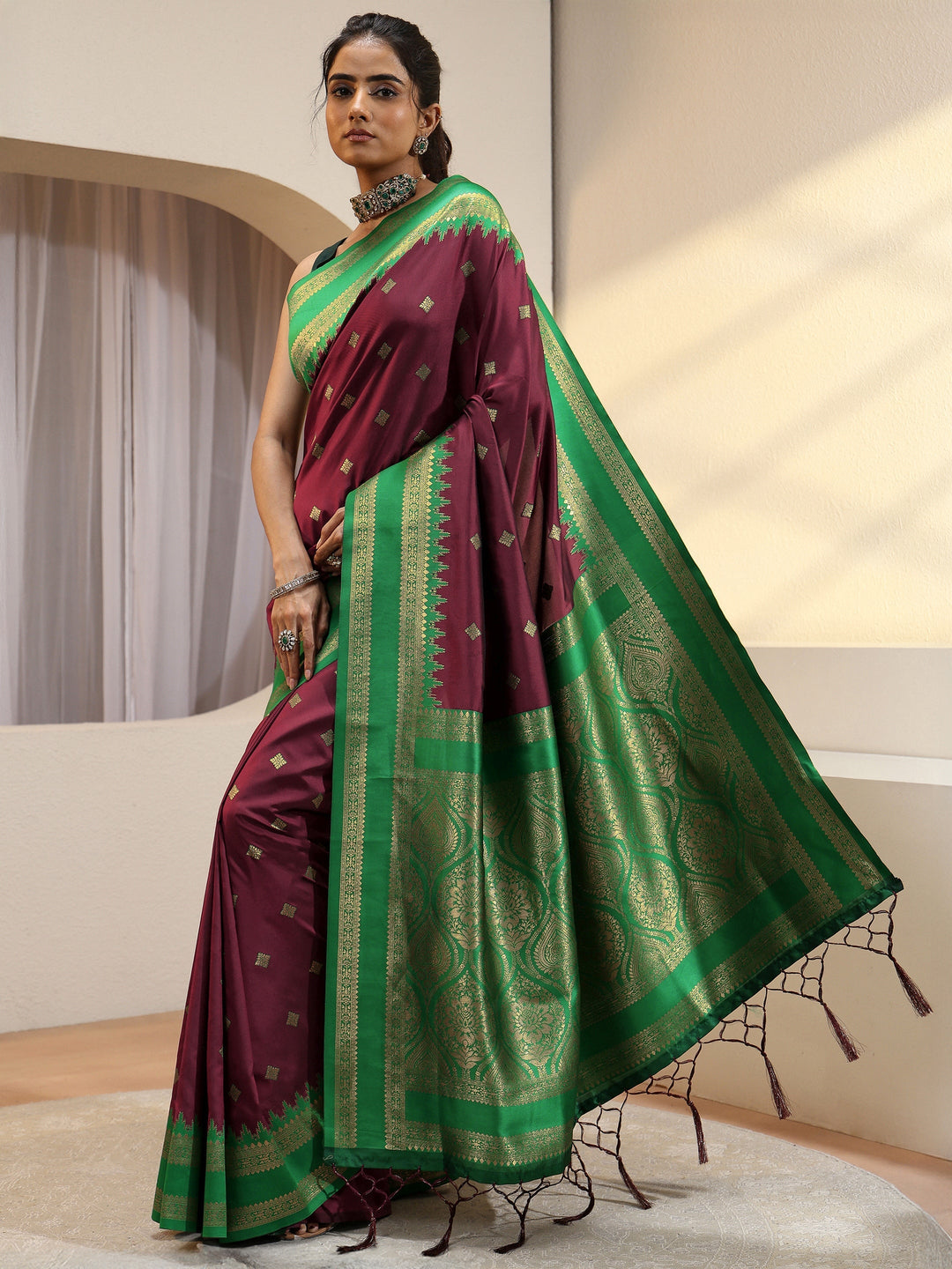 Mahagony Red Silk Blend Kanjeevaram Saree