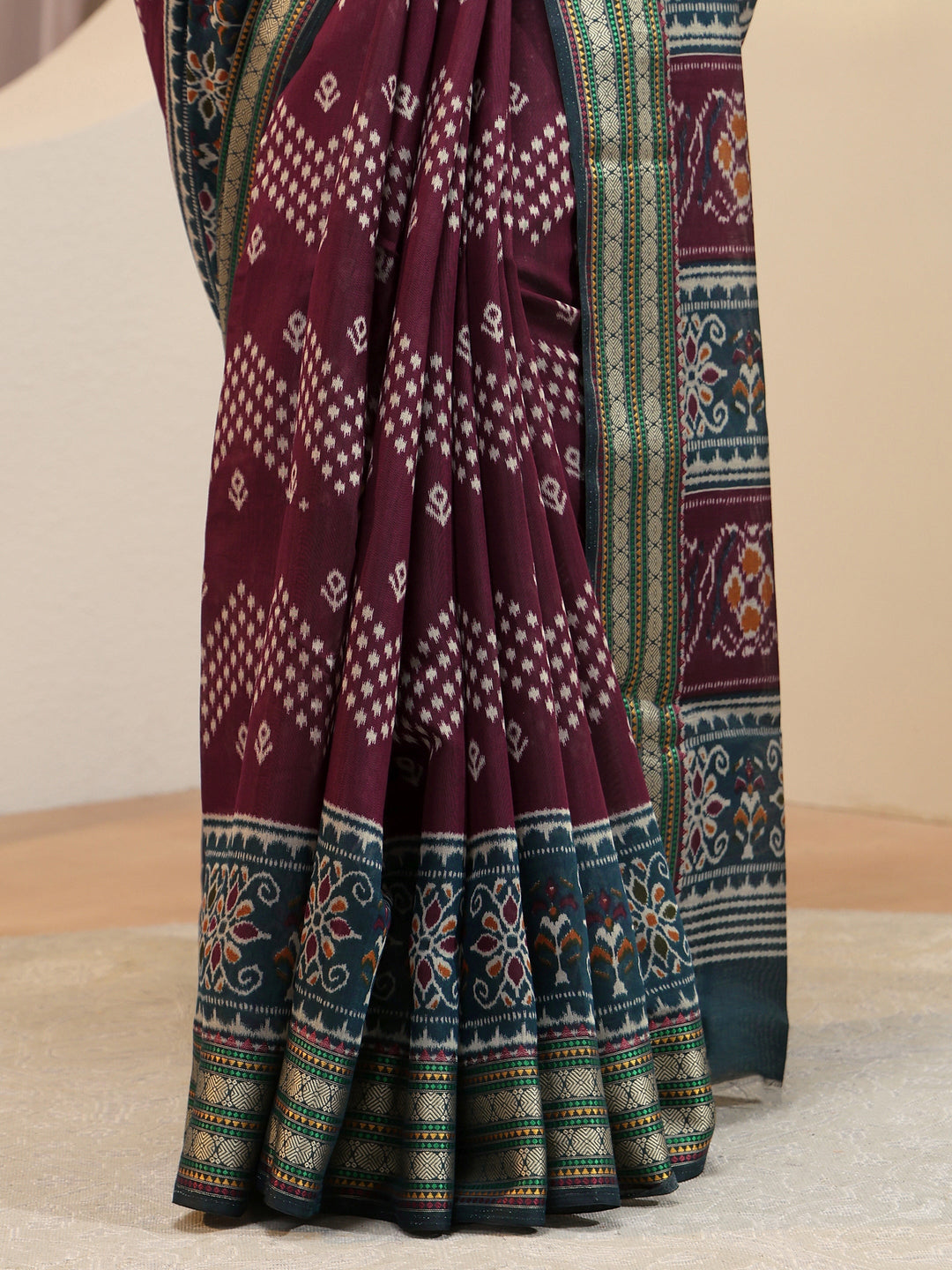 Maroon Ethnic Print Silk Blend Bomkai Saree