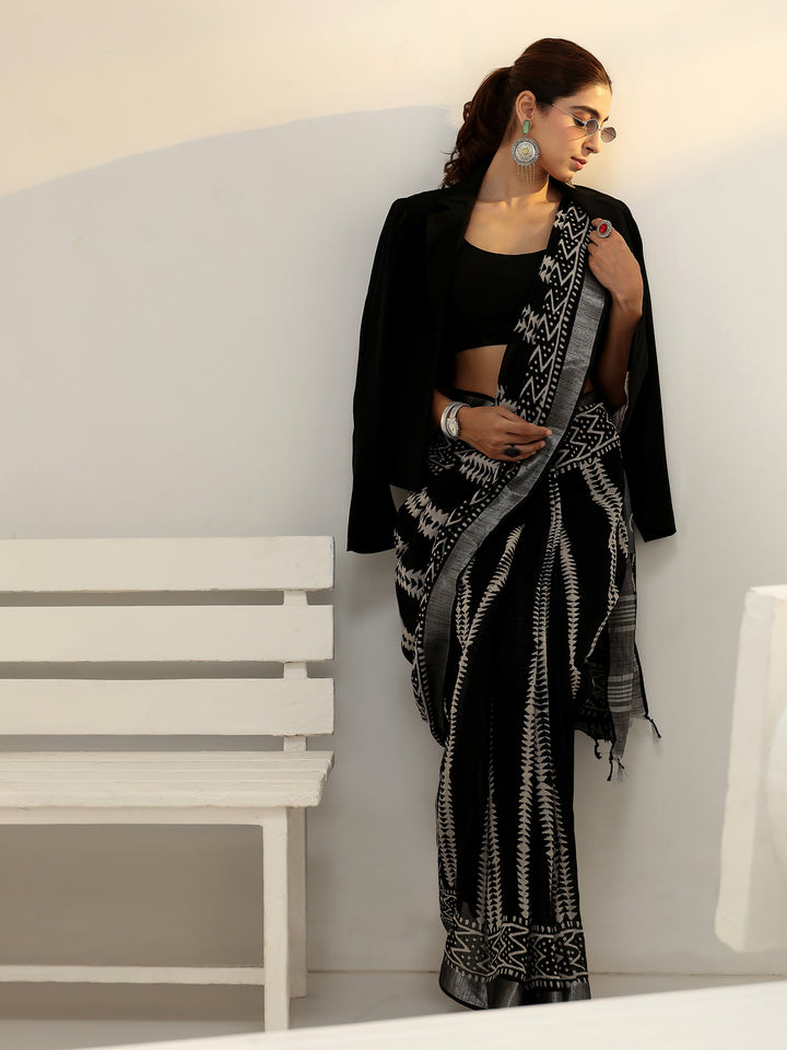 Black Zigzag Pattern Dabu Print Cotton Saree