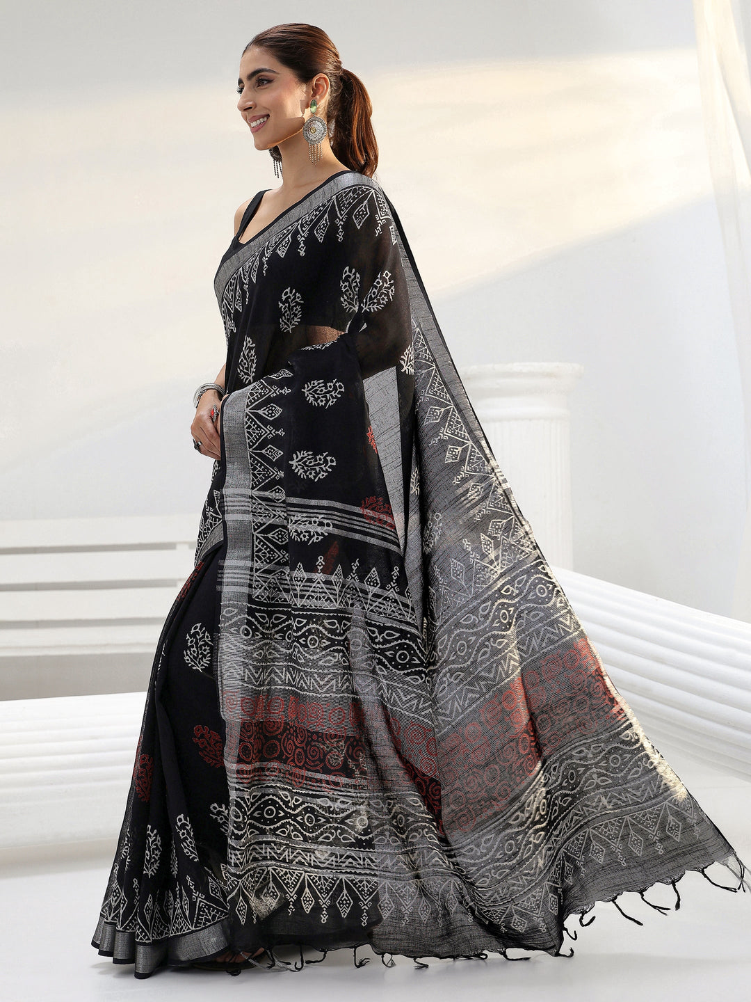 Black Floral Printed Cotton Saree