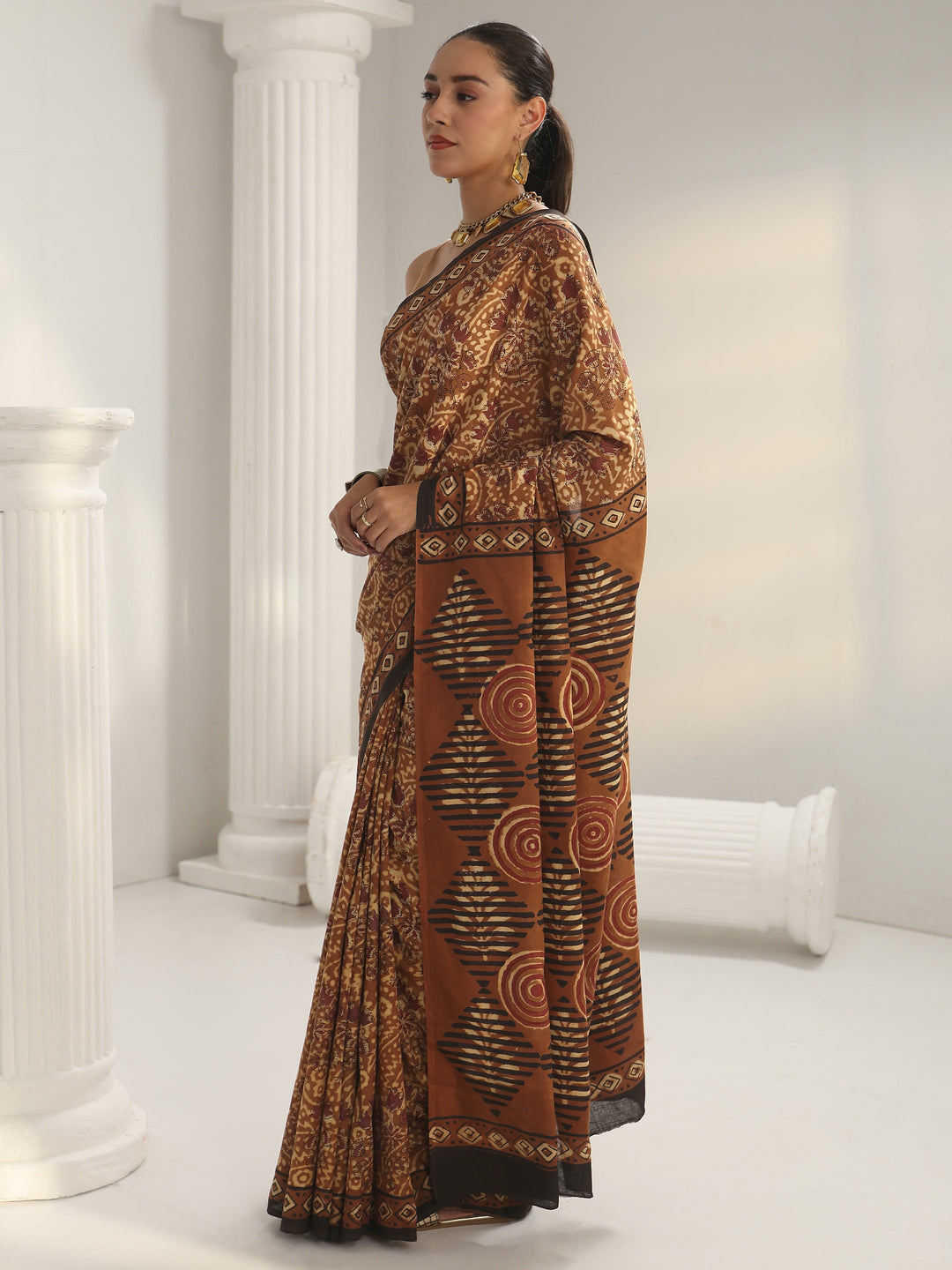 Brown Bagru Print Cotton Saree