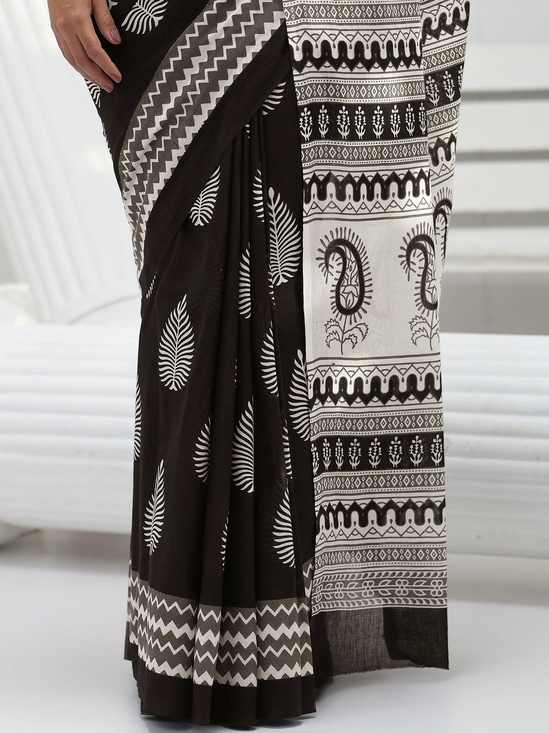 Black Floral Printed Cotton Saree