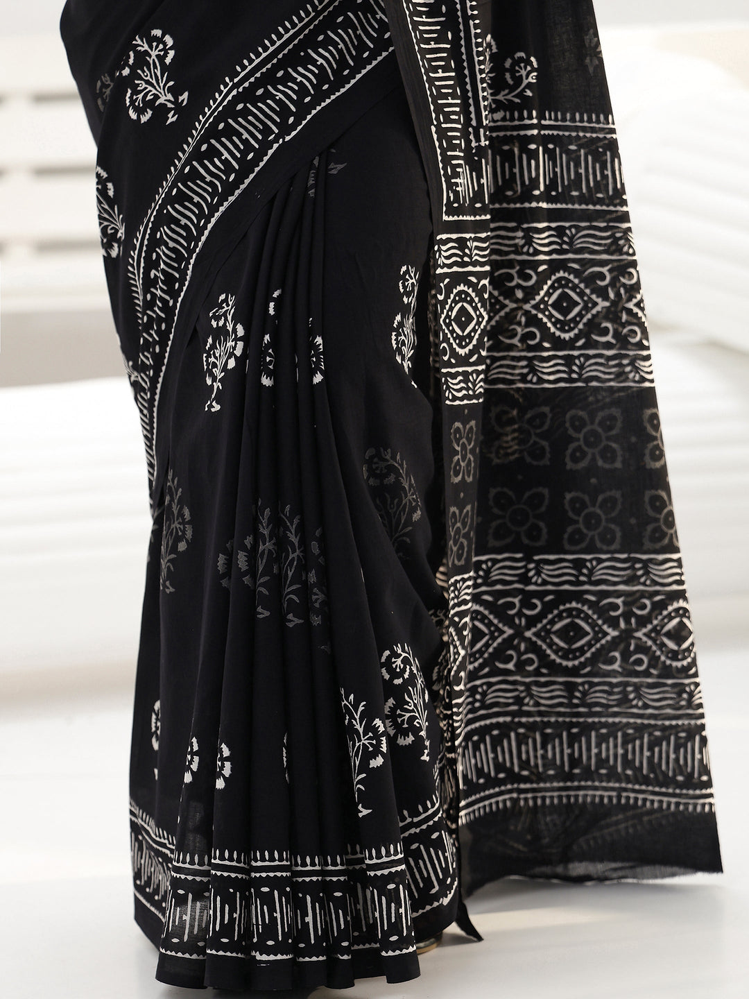 Blue Floral Printed Cotton Saree