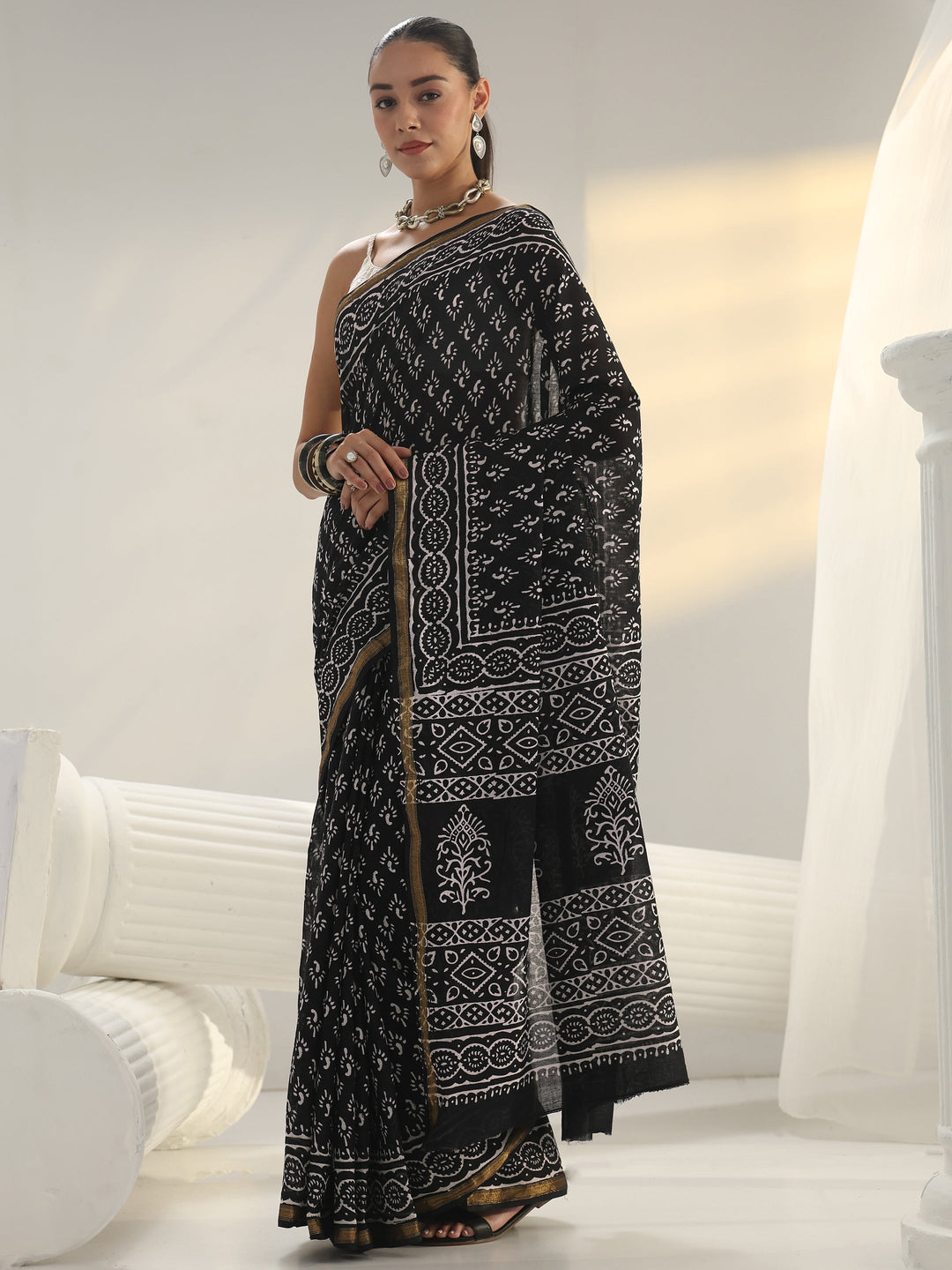 Black Dabu Print Cotton Saree
