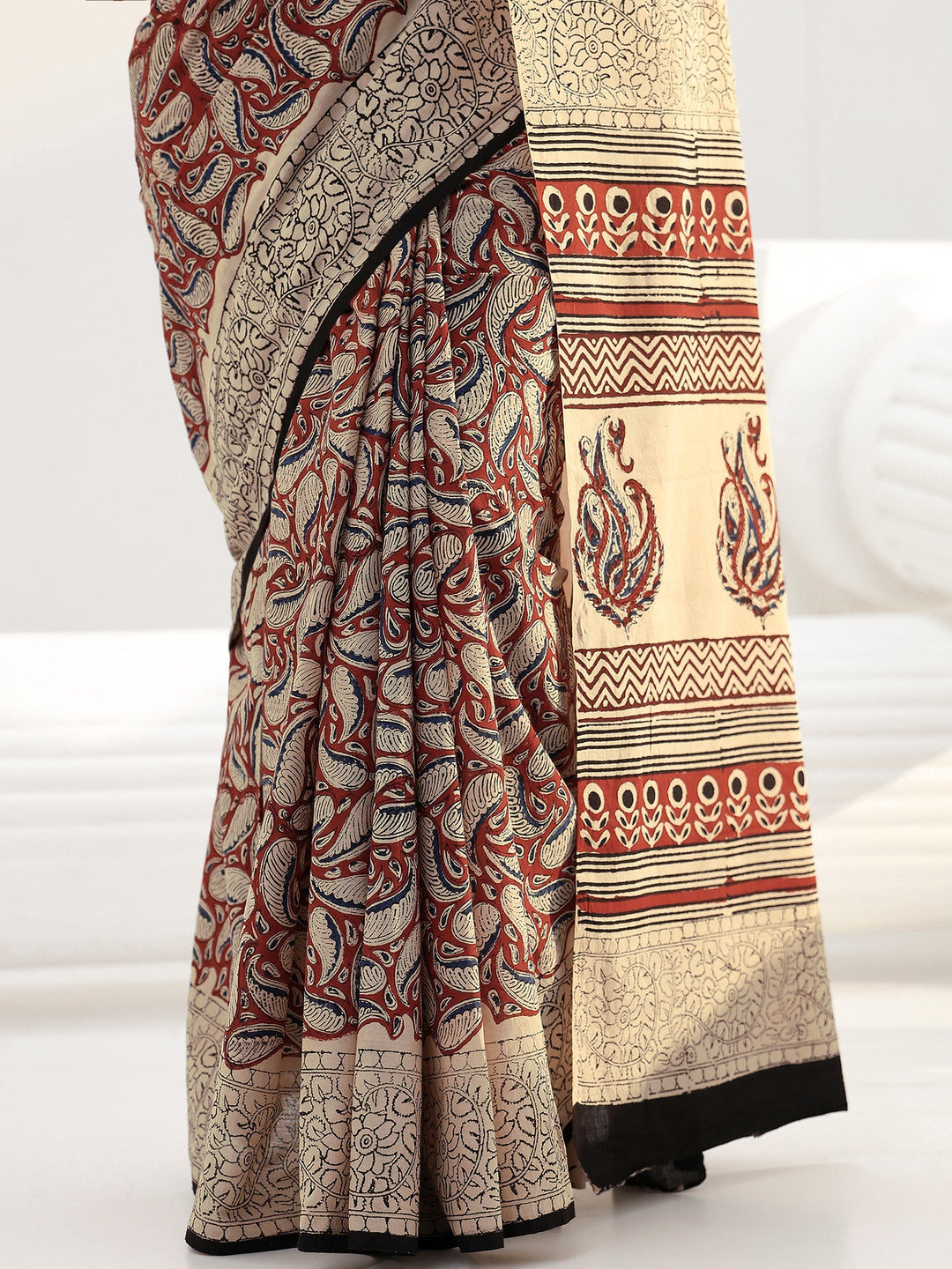 Beige Paisley Printed Cotton Saree