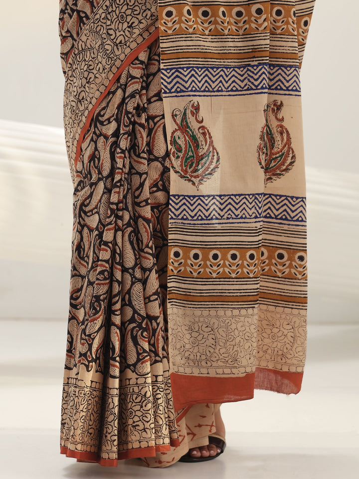 Beige Paisley Printed Cotton Saree