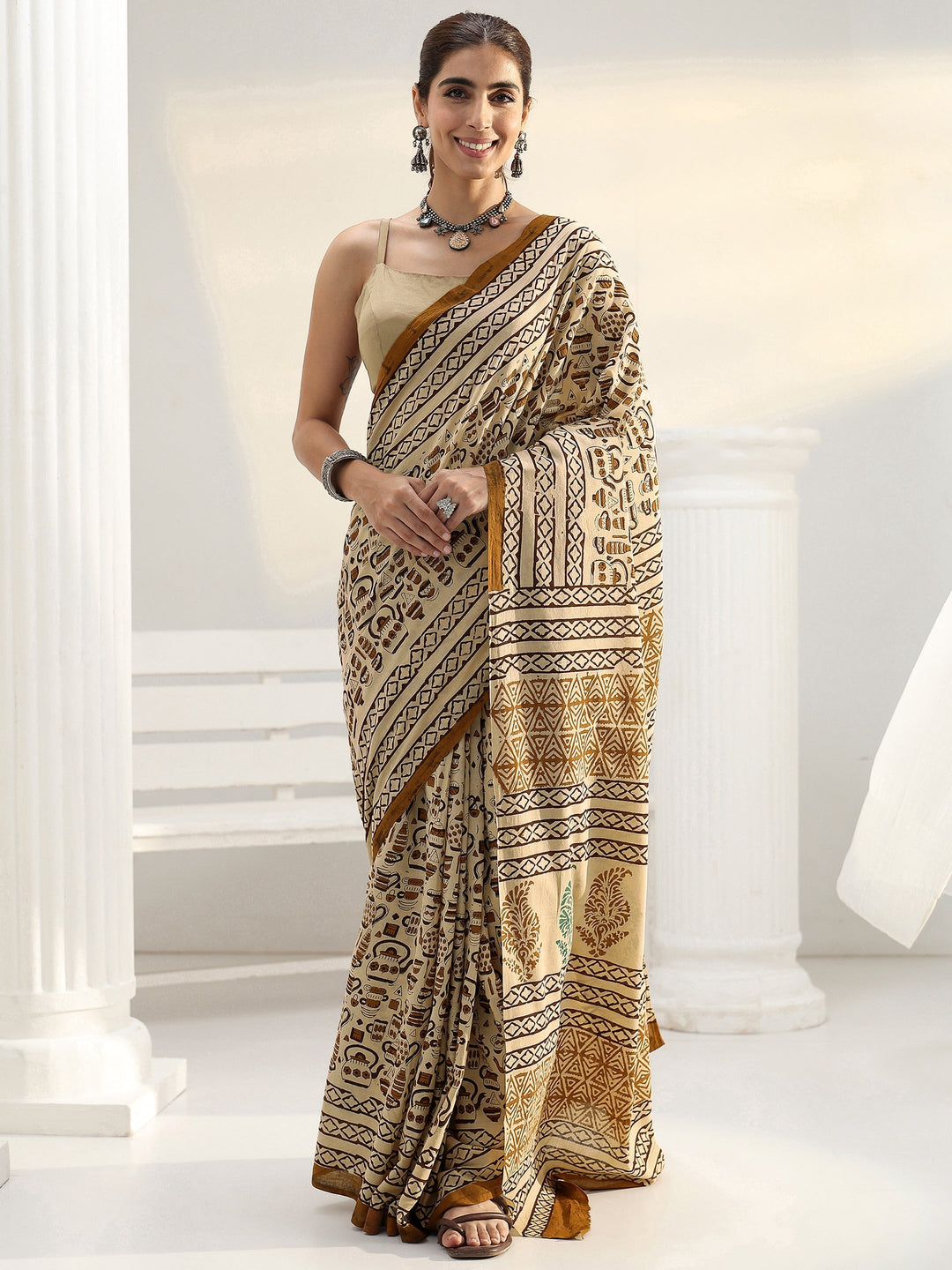 Beige Quirky Printed Cotton Saree