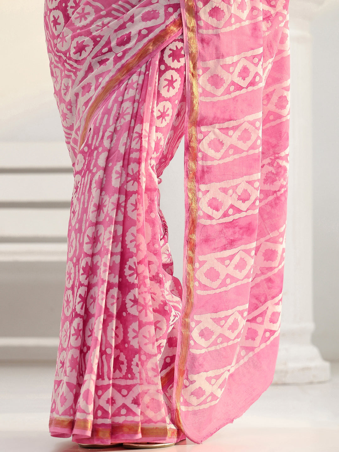 Pink Ethnic Printed Cotton Saree