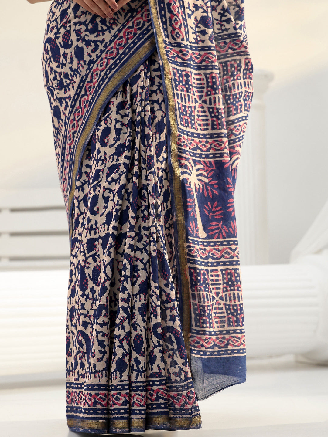 Blue Paisley Printed Cotton saree