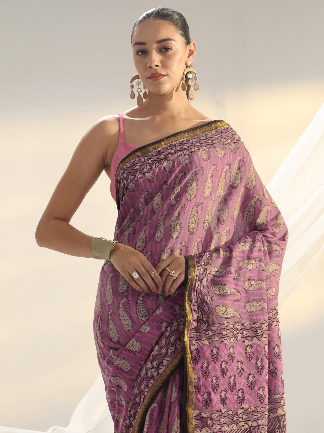 Pink Paisley Printed Cotton Saree