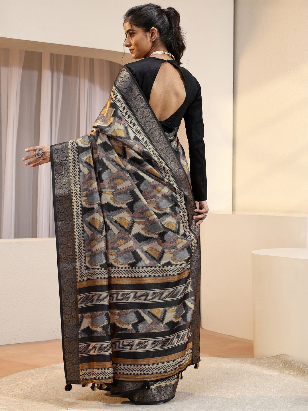 Black Geometric Print Silk Blend Saree