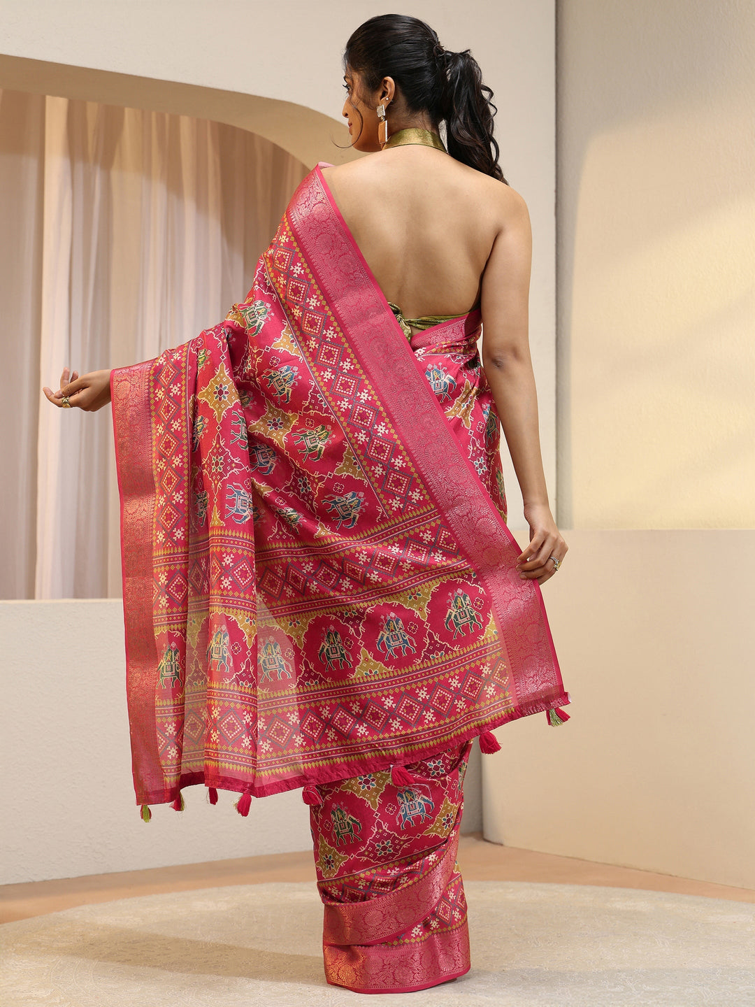Pink Royal Elephant Print Silk Blend Patola Saree
