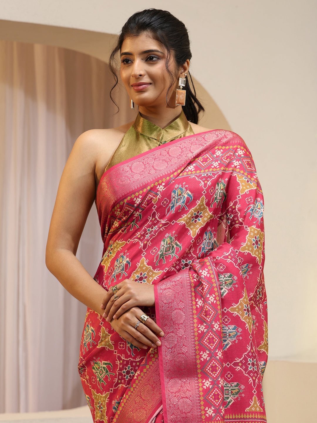 Pink Royal Elephant Print Silk Blend Patola Saree
