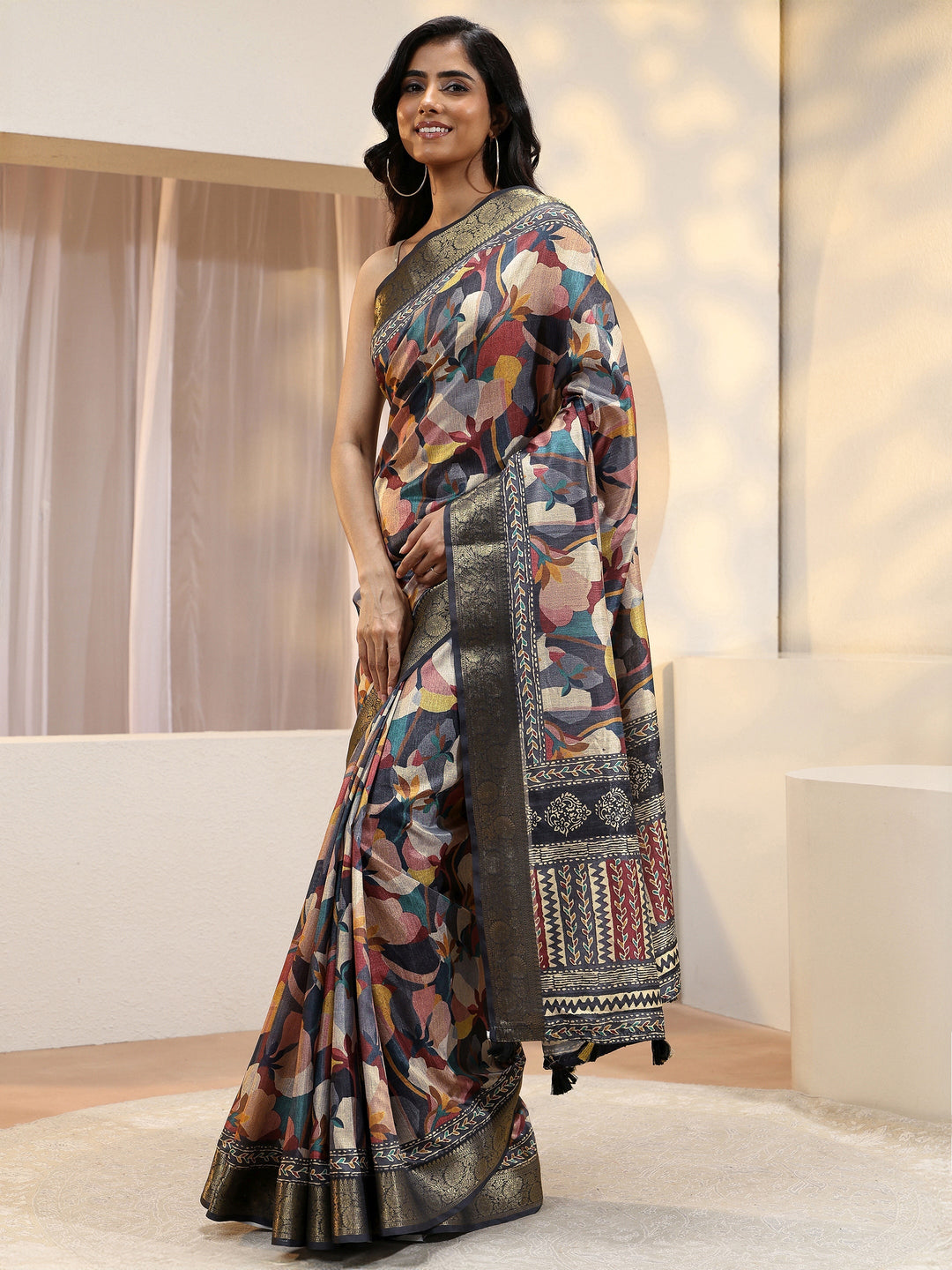 Multicolour Abastract Floral Print Silk Blend Saree