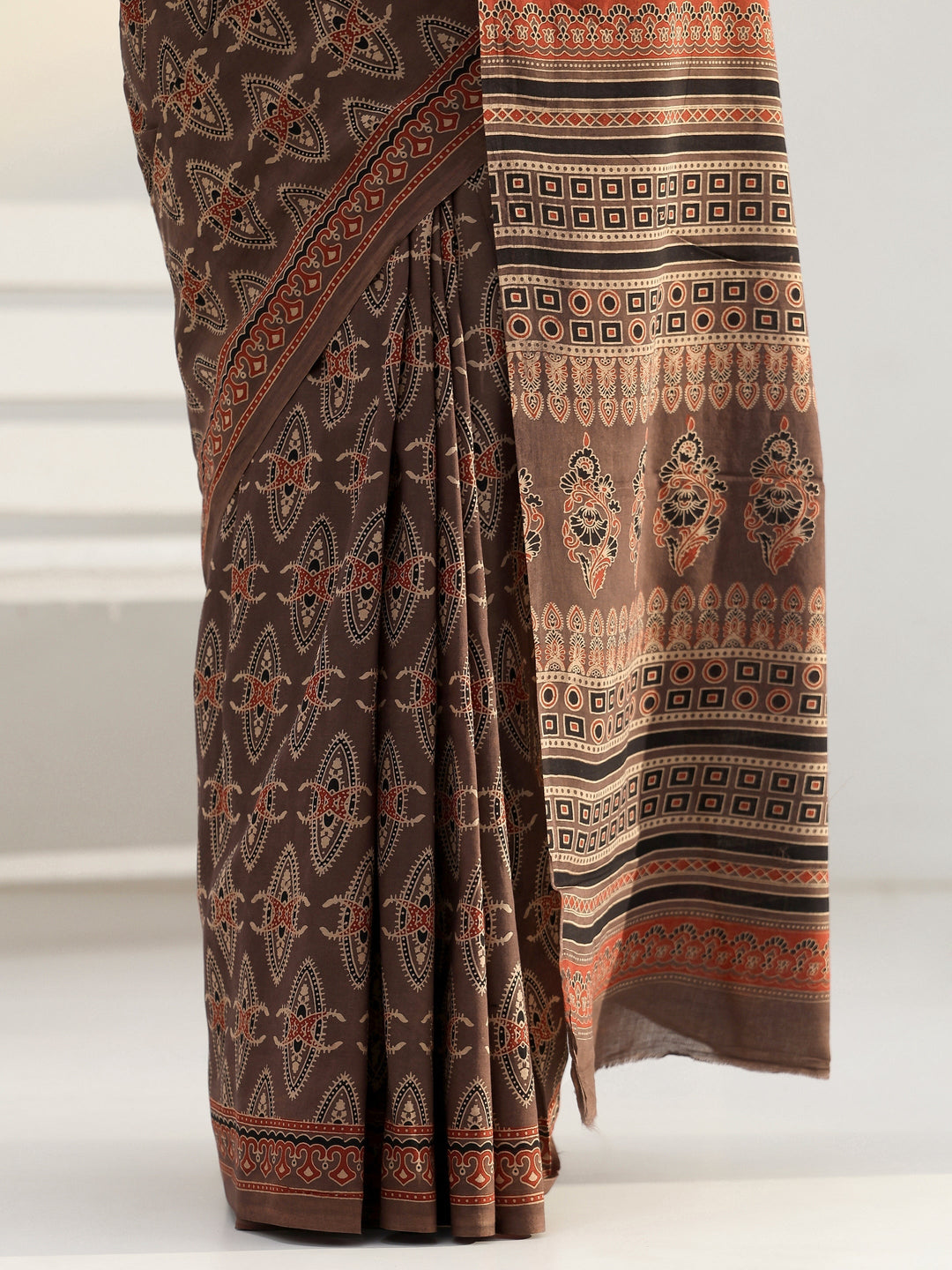 Brown Ethnic Dabu Print Cotton Saree
