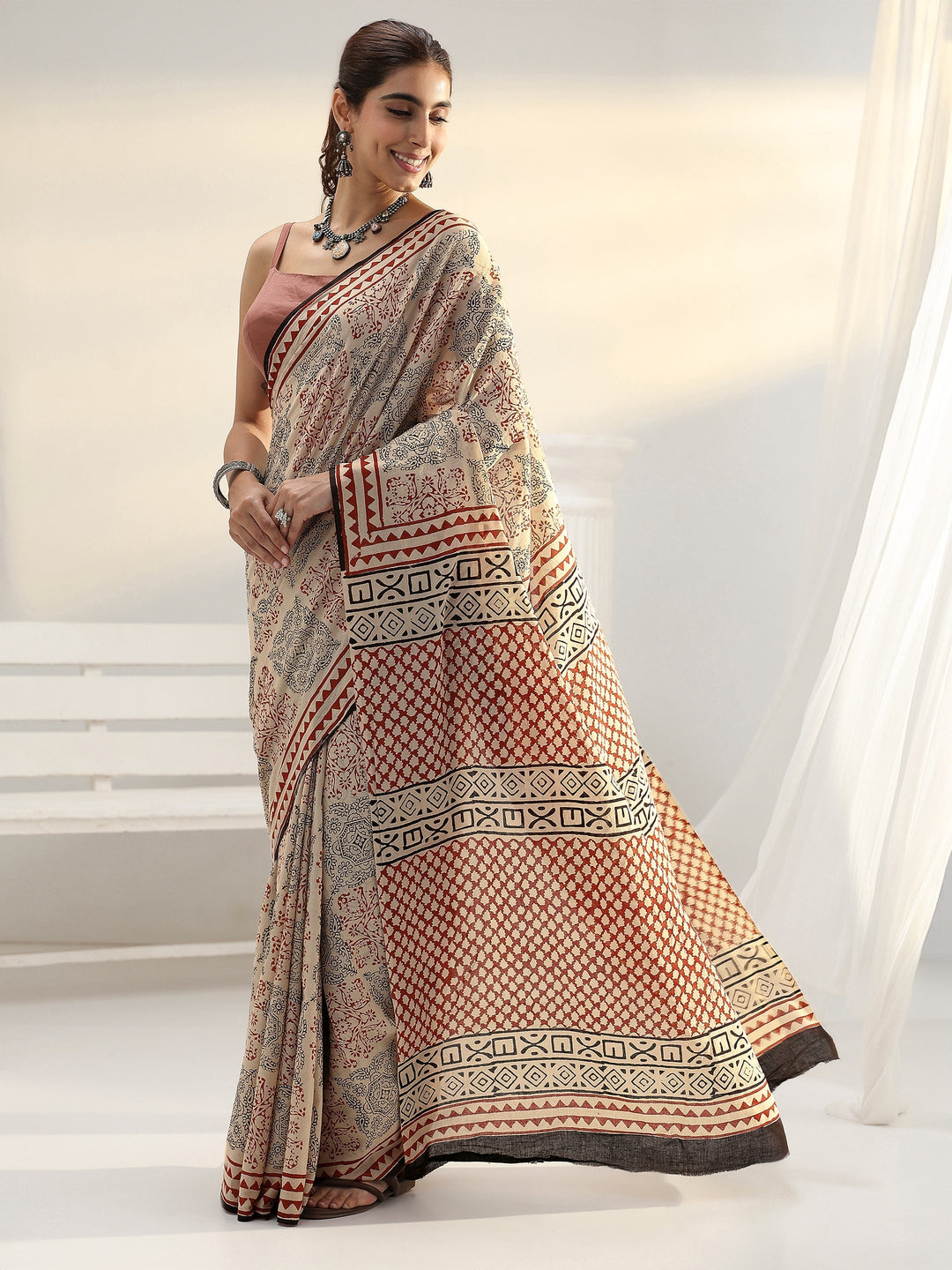 Beige Ethnic Bagru Print Cotton Saree