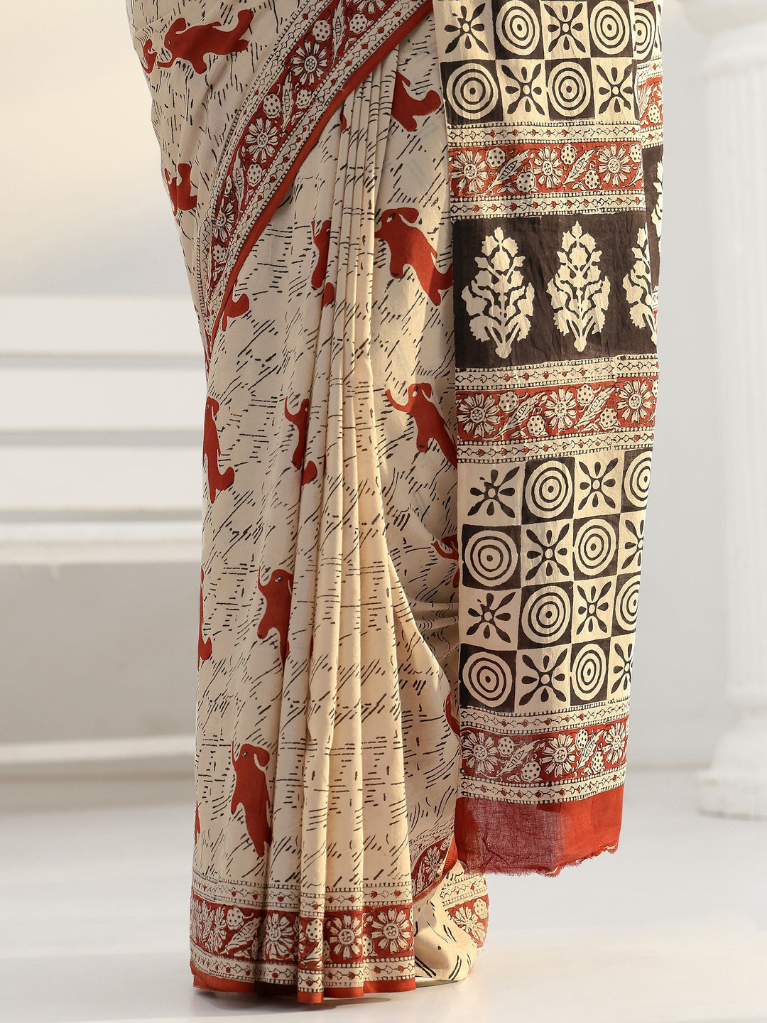 Beige Quirky Bagru Print Cotton Saree