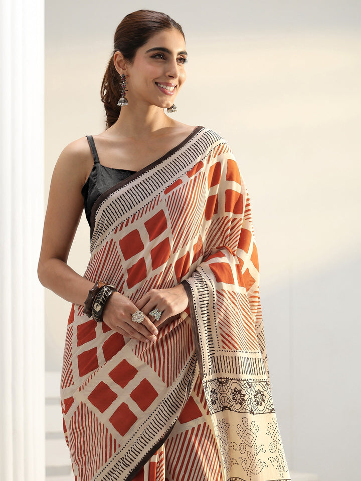 Beige Geometric Bagru Print Cotton Saree